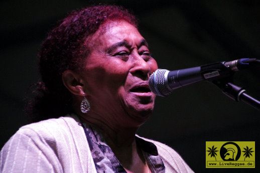 Doreen Shaffer (Jam) with The Steadytones 21. This Is Ska Festival - Wasserburg, Rosslau 24. Juni 2017 (4).JPG